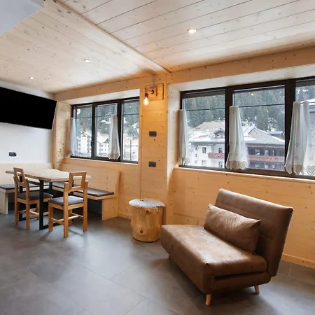 I Portici Apartment